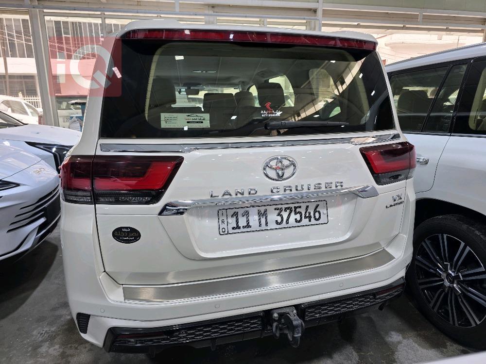 تويوتا لاندكروزر